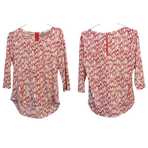 CHICO'S 1 Slinky Top Blouse M/8 Zip Back Chevron Red‎ Office Career Travel Work - Picture 1 of 9